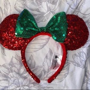 Disney Parks Minnie Ears!